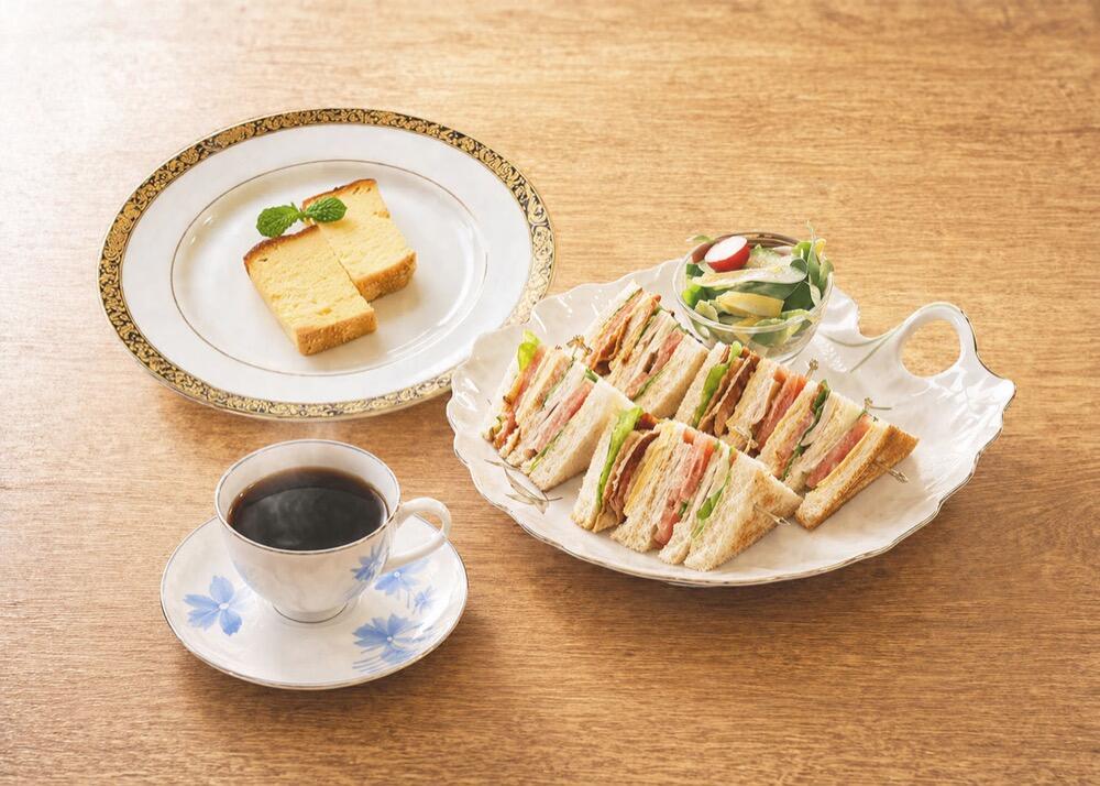 珈琲とサンドウィッチ